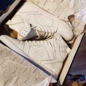 Supra Skytop white sneakers